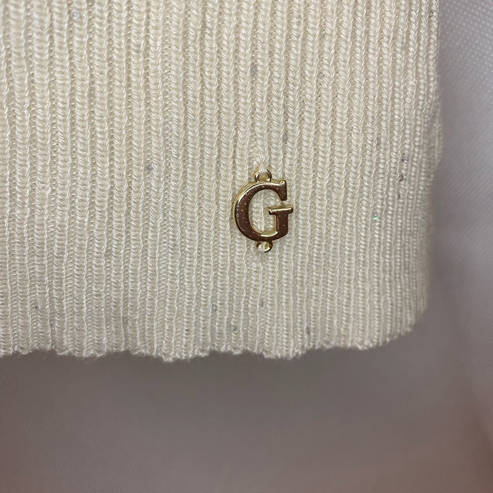 Guess Cream Ribbed V-Neck Sweater - Picture 3 of 6